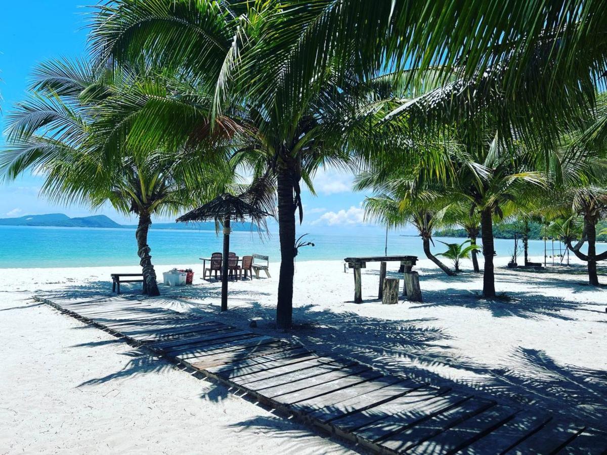 Funky Beach Vandrarhem Sihanoukville Exteriör bild